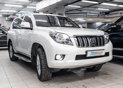 Установка светодиодных модулей в ПТФ Toyota Land Cruiser Prado 150