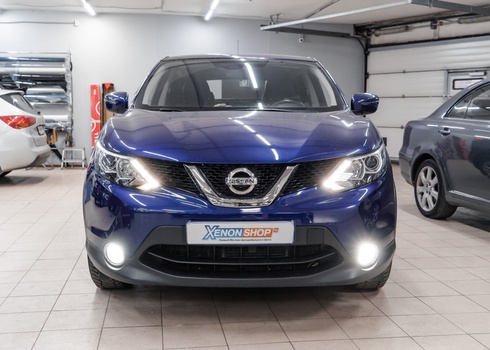 Замена галогена в ПТФ Nissan Qashqai J11