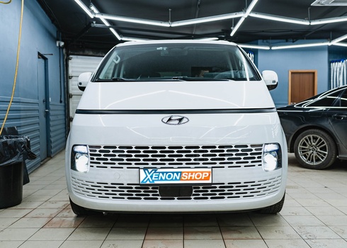 Установка линз в фары Hyundai Staria