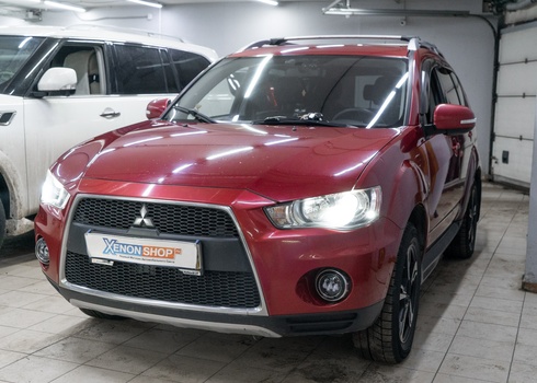 Установка LED-линз в фары Mitsubishi Outlander XL (2010)