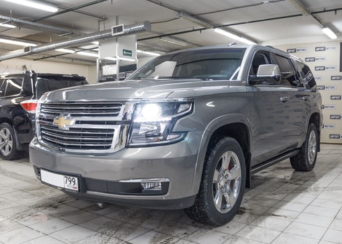 Установка светодиодных линз на Шевроле Тахо / Chevrolet Tahoe