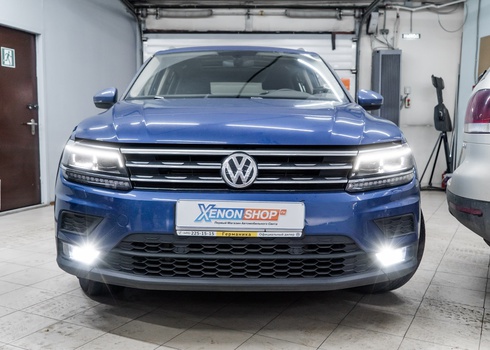 Установка LED-ламп в ПТФ Фольксваген Тигуан / Volkswagen Tiguan