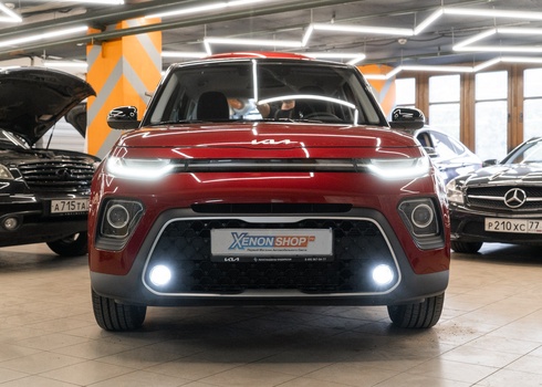 Установка LED-ламп в ПТФ KIA Soul (2023)