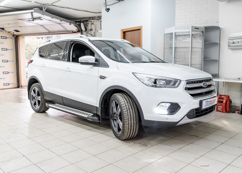 Установка светодиодных ламп в ПТФ Форд Куга / Ford Kuga