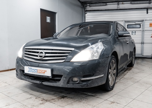 Замена ламп ближнего света Nissan Teana