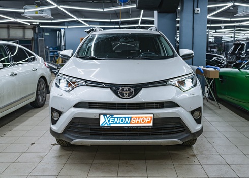 Замена линз Toyota RAV4 на LED-модули