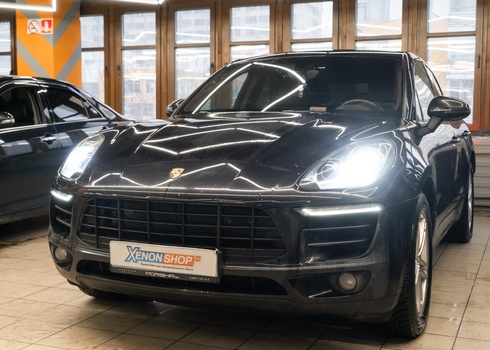 Замена ксеноновых ламп Porsche Macan (2015) на LED-лампы