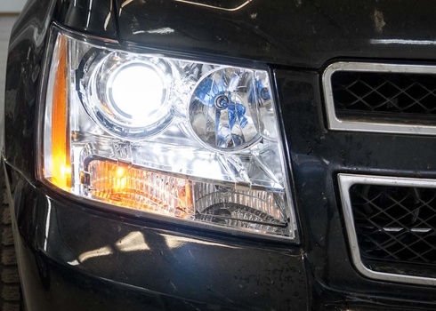 Замена штатной оптики Шевроле Тахо / Chevrolet Tahoe на светодиодные линзы Optima Professional