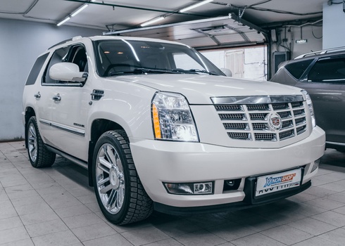 Замена линз Cadillac Escalade III (2013)