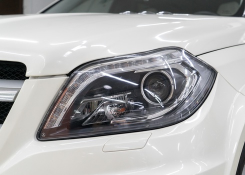 Бронирование фар Mercedes-Benz GL (2014) полиуретановой пленкой