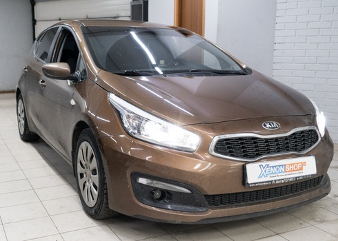 Замена линз в фарах Kia Ceed hatch (2016) на светодиодные