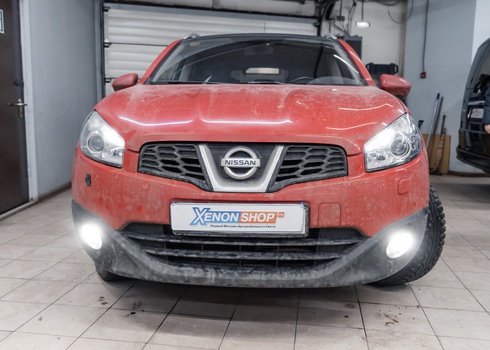 Замена штатного галогена в ПТФ Nissan Qashqai J11 на светодиоды