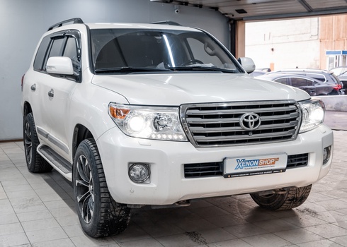 Установка новых линз XS-Light F1 в фары Toyota Land Cruiser 200