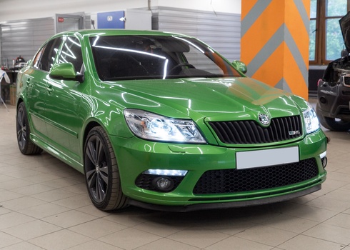 Замена штатных линз Skoda Octavia RS A5 (2012) на LED-линзы