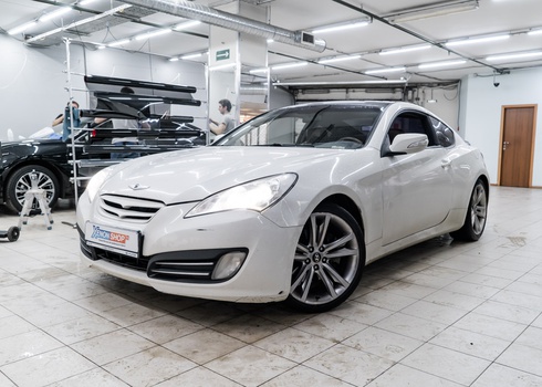 Замена ксеноновых ламп Хендай Генезис Купе / Hyundai Genesis Coupe