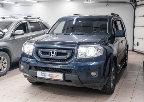 Установка светодиодных линз в фары Honda Pilot (2008)