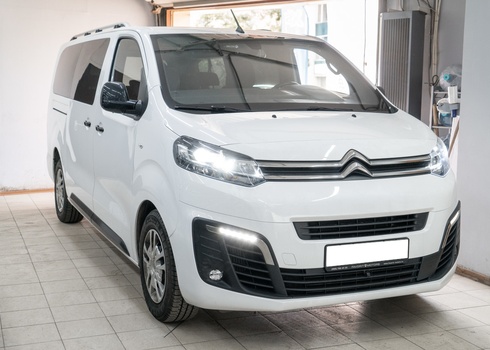 Установка линз в фары Citroen Spacetourer (2021)