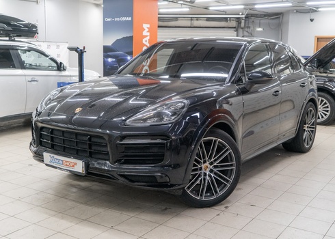 Установка металлической сетки в бампер Porsche Cayenne (2018)