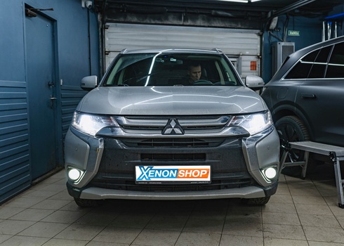 Замена ламп ближнего света и ПТФ Mitsubishi Outlander III на LED-лампы