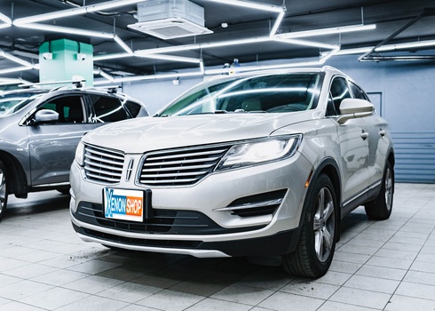 Замена ксеноновых ламп Lincoln MKC