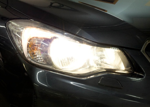 Замена ксеноновых ламп Субару ХВ / Subaru XV