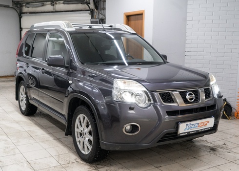 Замена линз и стекол фар Nissan X-Trail (2012)