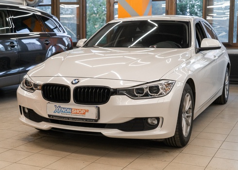 Замена стекол фар BMW F30 (2013)