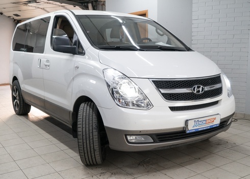 Установка LED-линз в фары Hyundai Starex (2014)