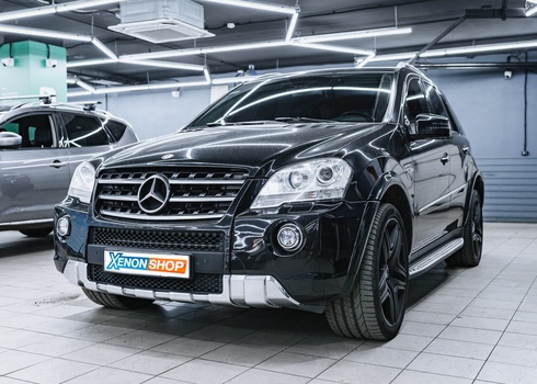 Установка светодиодных габаритов на Mercedes-Benz GL164