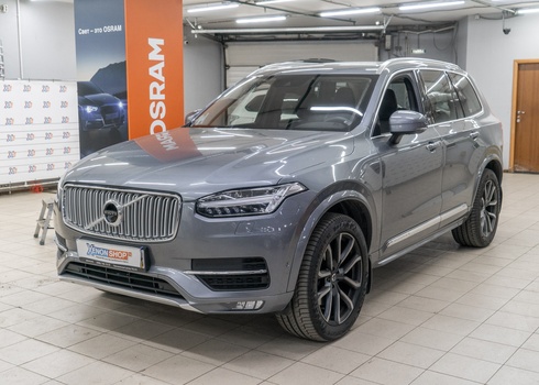 Замена стекла правой фары Volvo XC90 (2018)