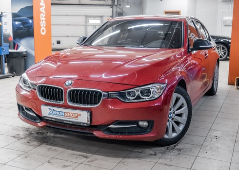 Замена стекол фар BMW F30 (2011)