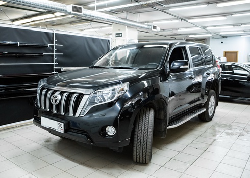 Установка светодиодных ламп в ПТФ Тойота Прадо 150 / Toyota Prado 150