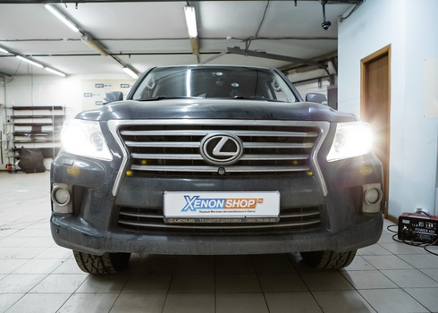 Замена ксеноновых ламп Лексус ЛХ 570 / Lexus LX 570