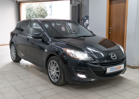 Замена штатных линз Mazda 3 (2011) на светодиодные модули