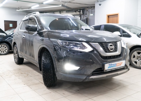 Тонирование передних боковых стекол Nissan X-Trail