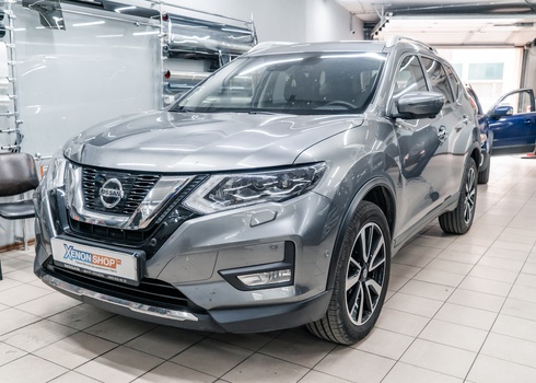 Оклейка антигравийной пленкой отбойной части Nissan X-Trail