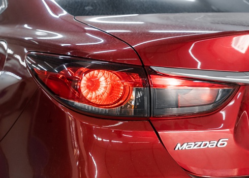 Установка светодиодов в задние габариты и подсветку номера Mazda 6