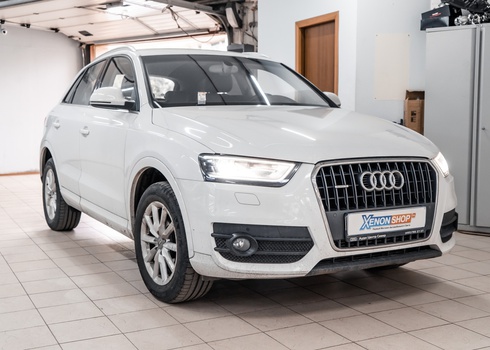 Замена выгоревших ксеноновых ламп Audi Q3