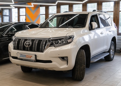 Замена стекол фар Toyota Land Cruiser Prado 150 (2012)