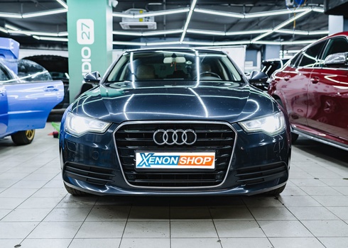 Замена ксеноновых ламп Audi A6 на светодиодные