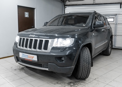 Замена ксенона в ближнем свете Джип Гран Чероки / Jeep Grand Cherokee