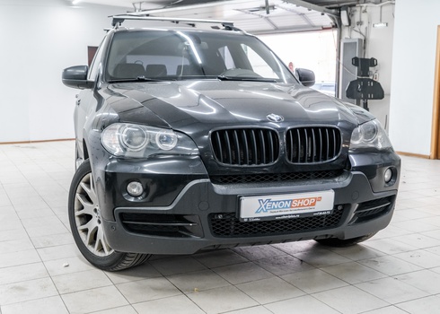 Поклейка защитной пленки на фары БМВ Х5 / BMW X5