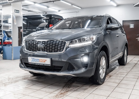 Замена галогена в ПТФ KIA Sorento Prime (2019) на LED