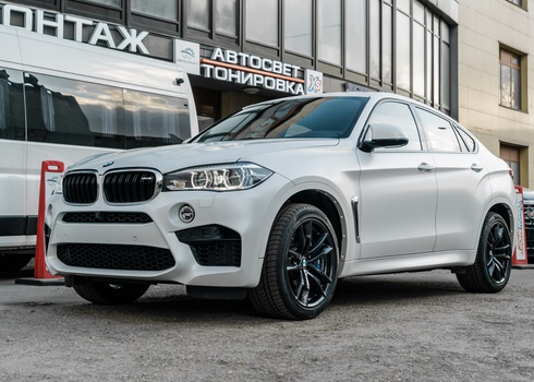 Матовая плёнка на BMW X6 F86 - оклейка матовой антигравийной пленкой