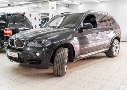 Бронирование фар БМВ Х5 Е70 / BMW X5 E70 пленкой SunTek