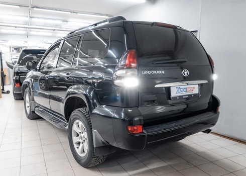 Установка светодиодов в задний ход Toyota Land Cruiser Prado 120