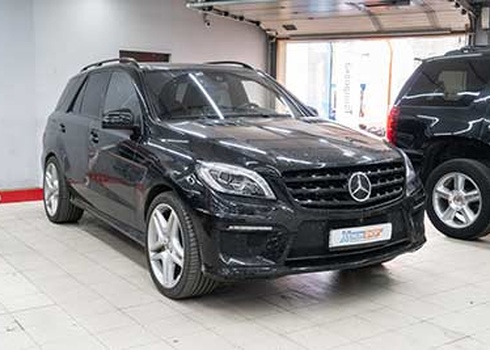 Замена корпуса и стекла фары Mercedes-Benz ML63 AMG