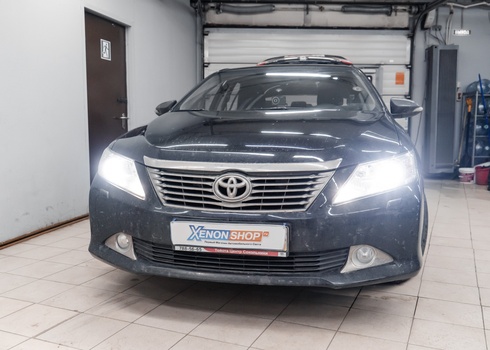 Установка светодиодов в ближний свет Toyota Camry V50