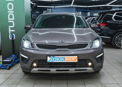 Установка светодиодных линз в фары KIA Rio (2018)