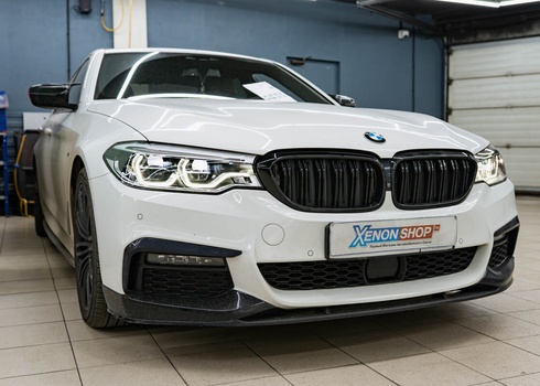 Замена стекла фары BMW 5 серии G30